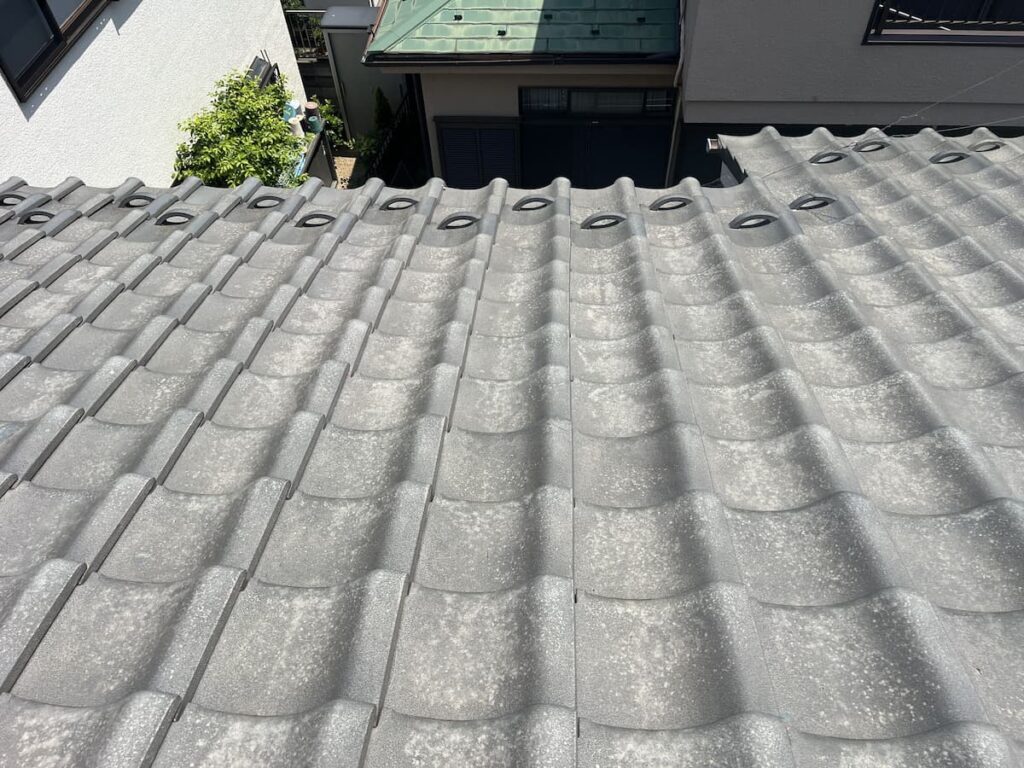 瓦屋根